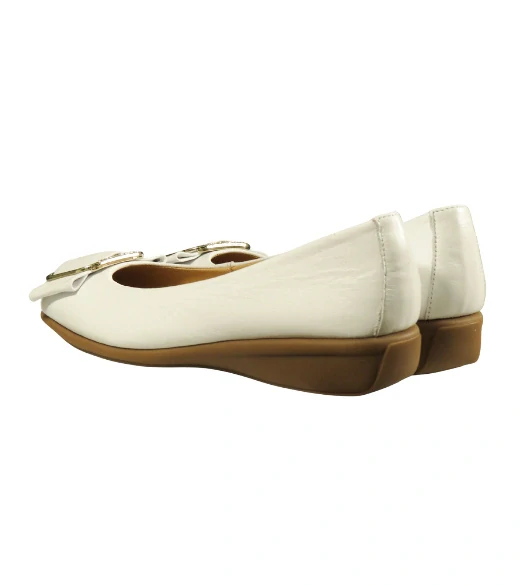 Urban Ladies bílé kožené baleríny