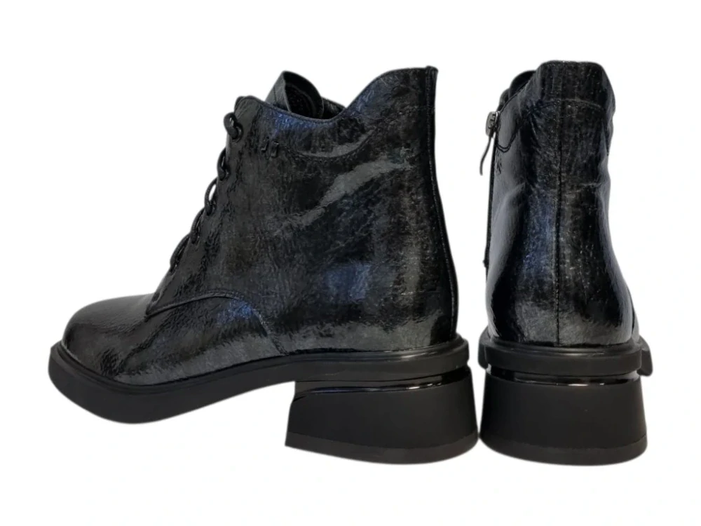 Urban Ladies stylové modré kotníkové boty s jemným metalickým leskem