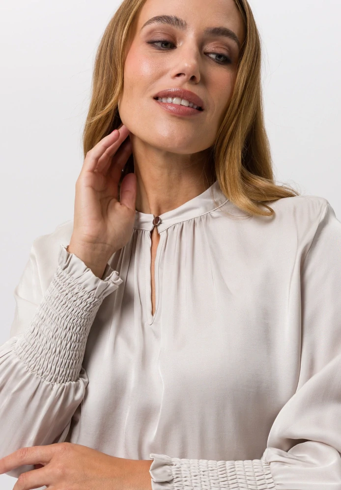 TUZZI halenka s nariasenými manžetami