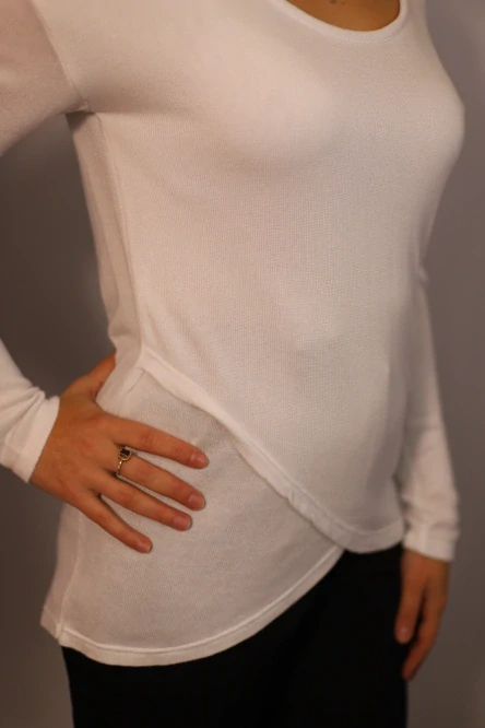 Dámský bílí svetr