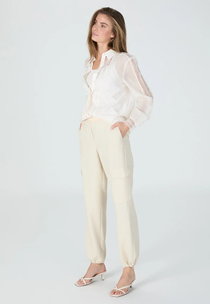 Marc Aurel halenka s krajkou a dlouhými rukávy