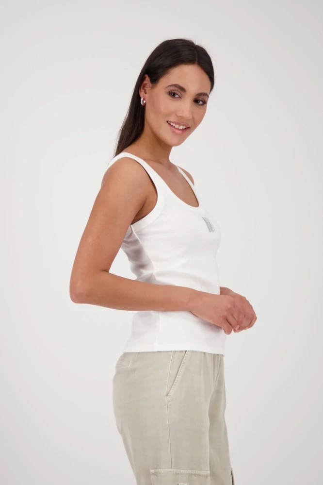 Monari top s kamínky