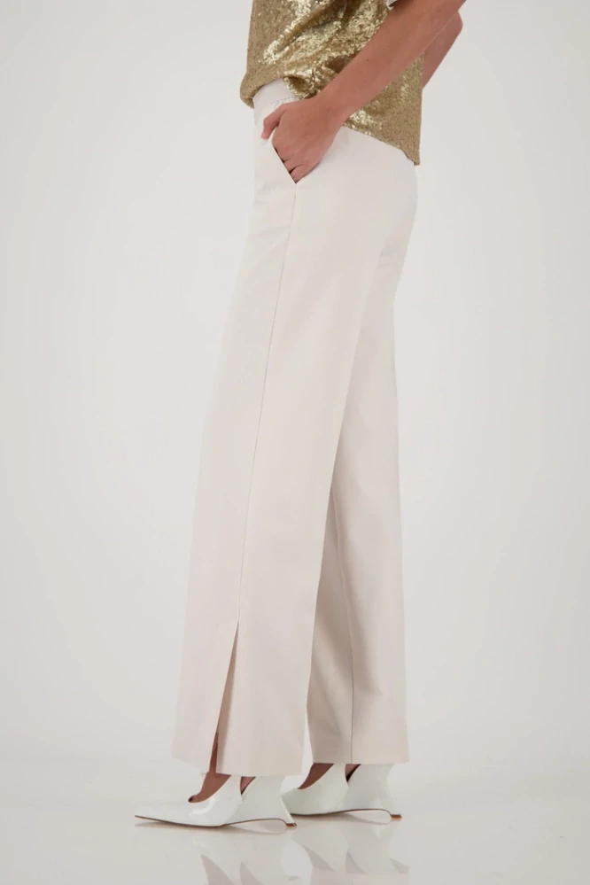 Monari kalhoty rovného střihu s rýhovanými nohavicemi