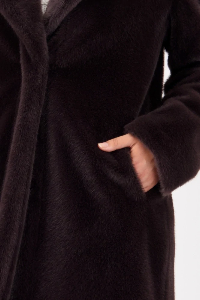 Monari hnědý kabát z umělé kožešiny