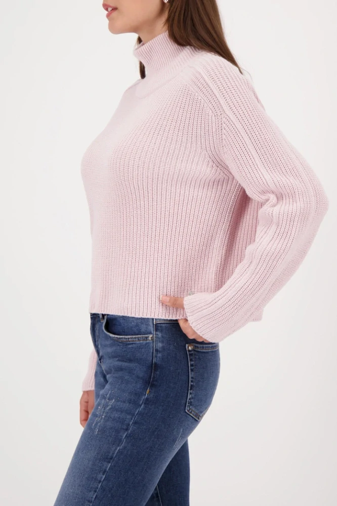 Monari svetr se stojáčkem