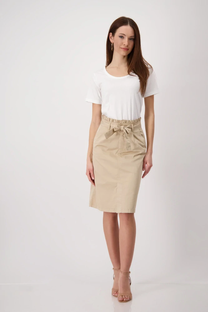 Monari jednobarevné tričko s ozdobami