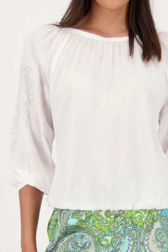 Monari vyšívaná halenka