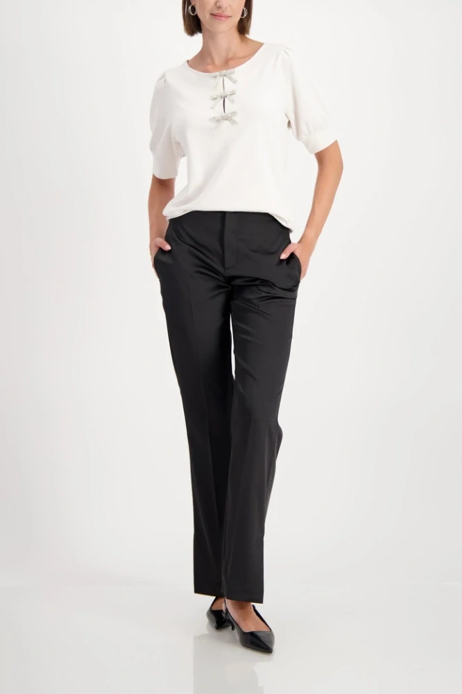 Monari elegantní krémová halenka s ozdobnými mašličkami