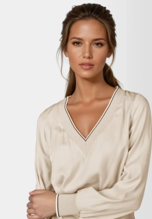 Marc Aurel halenka z jemného saténu