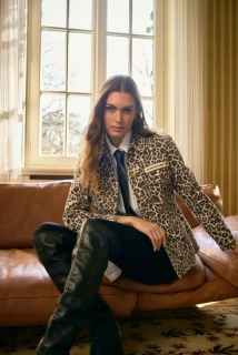 Marc Aurel bunda s leopardím potiskem