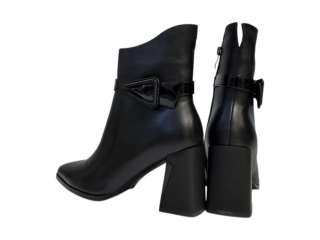 Urban Ladies elegantní černé kotníkové boty s výrazným podpatkem