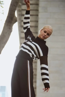 Monari pruhovaný svetr